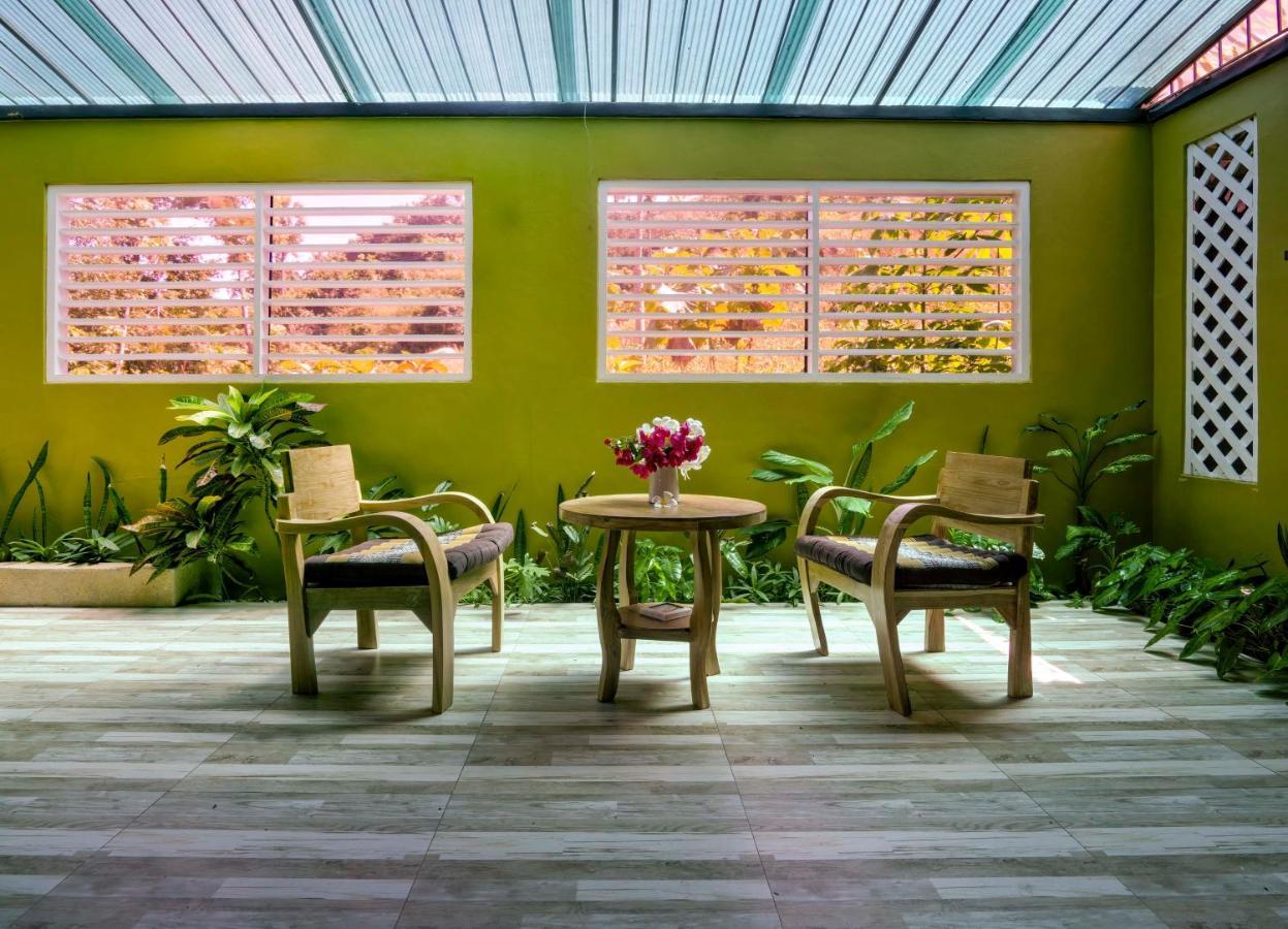 Butterfly Garden Villa Laem Set Beach Buitenkant foto